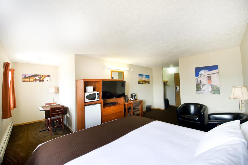 Riviera Motor Inn Saskatoon Oda fotoğraf