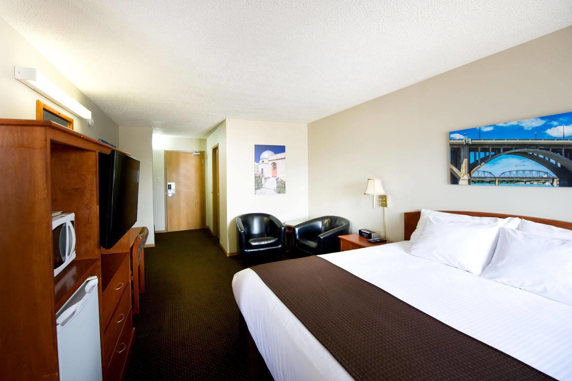Riviera Motor Inn Saskatoon Dış mekan fotoğraf