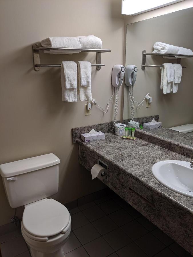 Riviera Motor Inn Saskatoon Dış mekan fotoğraf